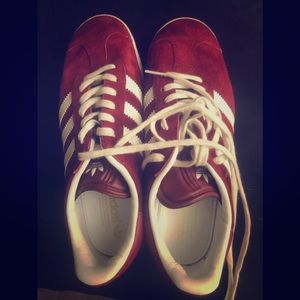 Adidas Gazelle size 6 barely worn